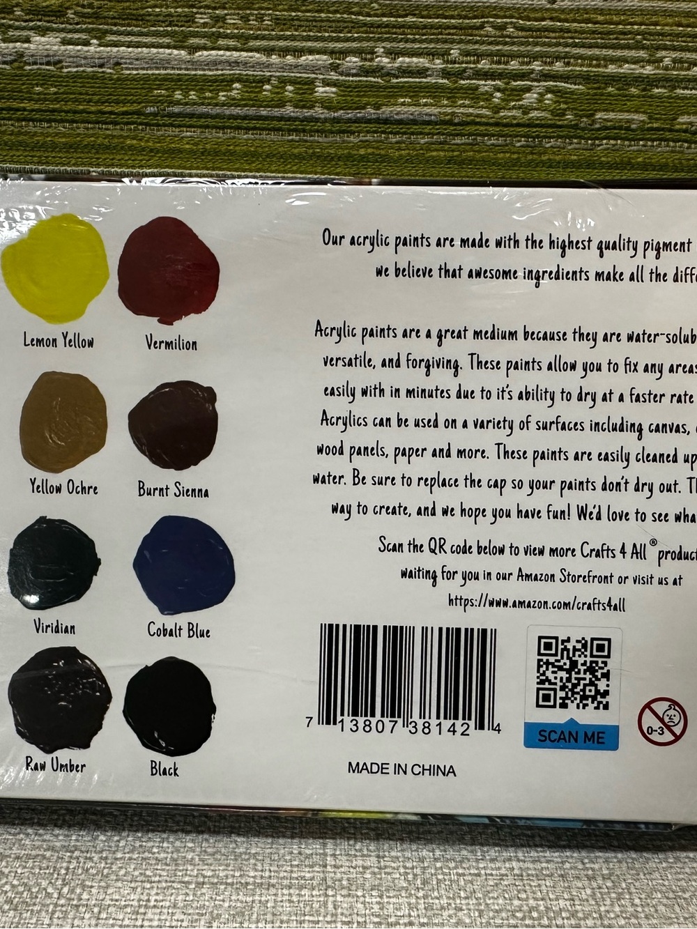 Green Acrylic Paint Set - 12 Colors + 3 Brushes - Picture 2 of 5